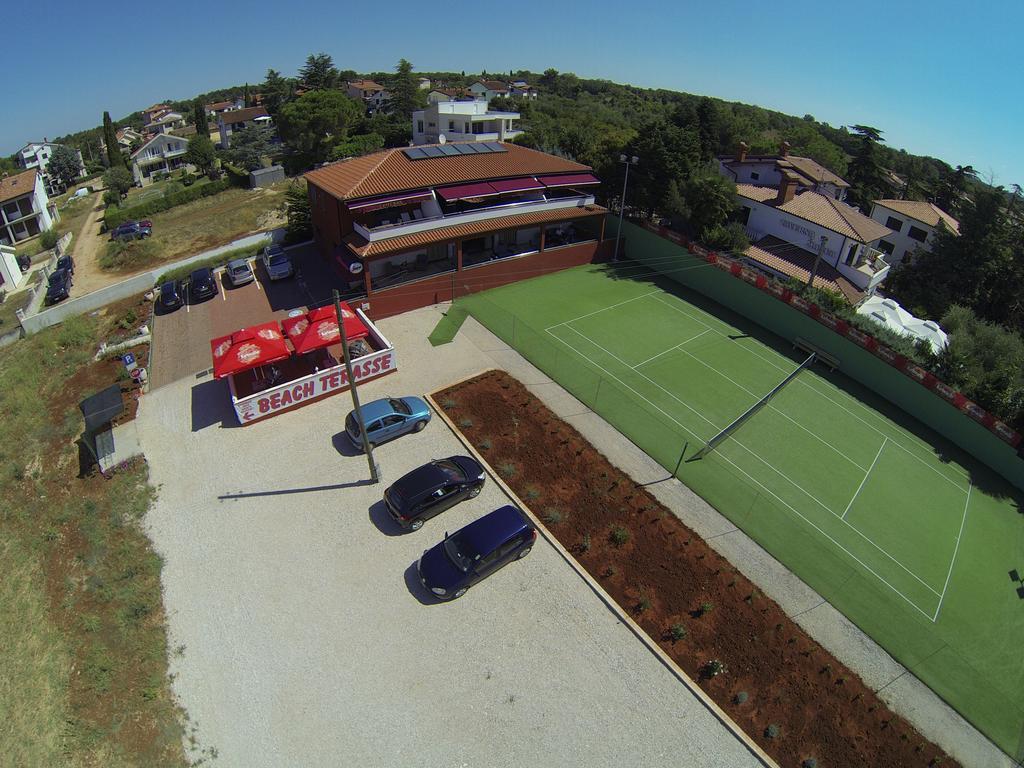 Villa Egida Capris Lovrečica Екстериор снимка